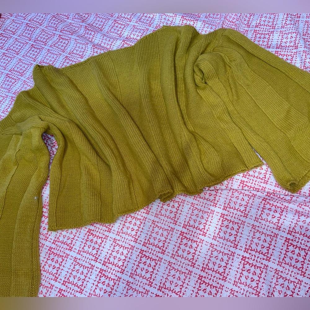Mustard yellow sweater top